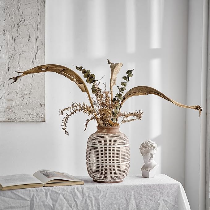 AWNR Terracotta Vase Farmhouse Decor: Rustic Ceramic Decorative Vase for Flowers Vintage Stoneware Flower Vase for Home Decor Living Room Dining Table Centerpieces Decortion