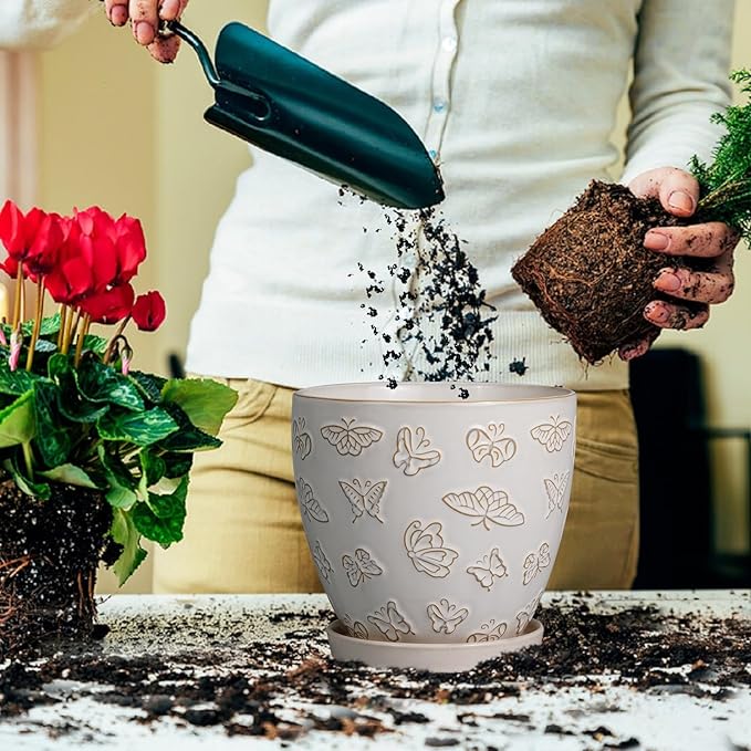 Ceramic Planter Pot - 6.8 Inch Plant Pot with Drainage Hole and Saucer, Succulent Round Flower Pot for Plants Indoor Outdoor, White