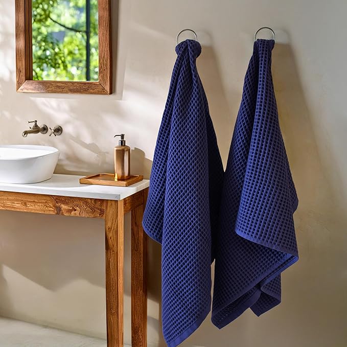 PÜSKÜL Premium Waffle Bath Towels Set of 2 - Organic 100% Turkish Cotton Bath Towel - Quick Dry, Absorbent, Light, Thin, 32x63 Large Waffle Towels for Bathroom (Navy Blue Bath Towels - Pack of 2)