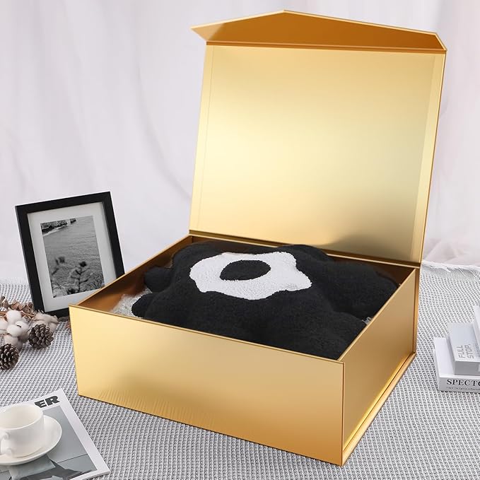 JINGUAN 19.2x15.8x7 Inches, Extra Large Gift Box with Lid, Bridesmaid Proposal Box with Magnetic Closure, Giant Gift Box for Clothes and Large Gifts (Glossy Gold)