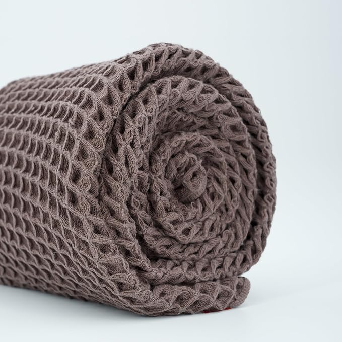 Luxury Japanese Cotton Waffle Bath Towel | Plush, Absorbent, and Quick Dry (Dark Cocoa, Hand Towel, 32" x 16")
