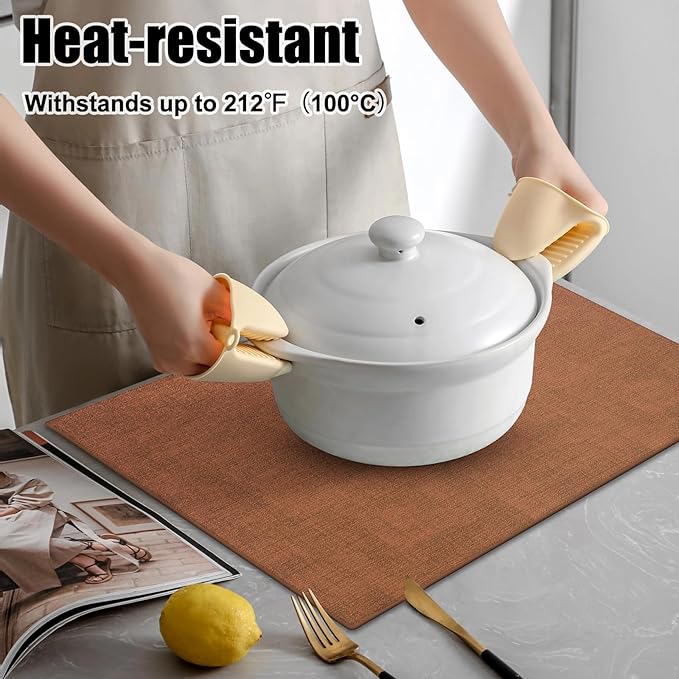 Homaxy Faux Leather Heat Resistant Placemats for Dining Table Set of 6, Waterproof Wipeable Washable PU Table Mats, Easy to Clean Anti-Slip Place Mats, 11.8 x 17 Inch, Brown