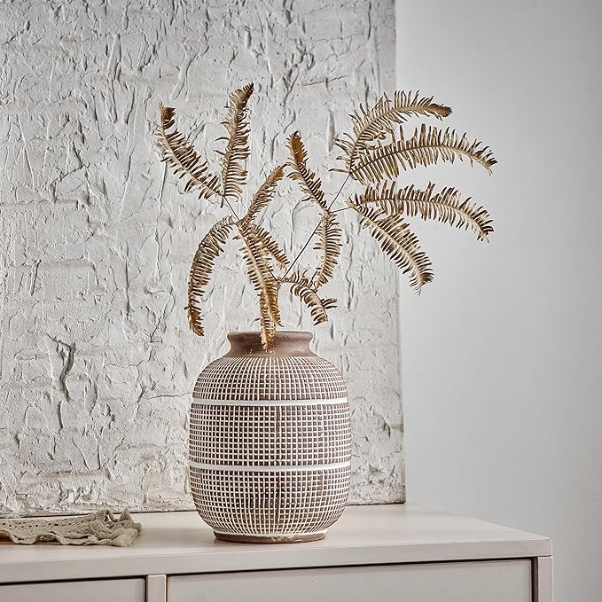 AWNR Terracotta Vase Farmhouse Decor: Rustic Ceramic Decorative Vase for Flowers Vintage Stoneware Flower Vase for Home Decor Living Room Dining Table Centerpieces Decortion