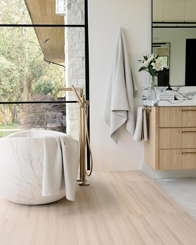 Cozy Earth Complete Waffle Bath Bundle - 60% Cotton 40% Viscose from Bamboo - Quick Dry & Ultra-Soft Waffle Weave Bath Towels - 4 Washcloths, 2 Hand Towels, 2 Bath Towels, 2 Bath Sheets, White