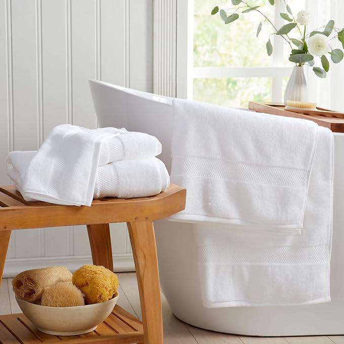 Springtree Home White Bath Towels Set of 4 | Classic Hotel Bath Towels | 100% Combed Cotton | Absorbent Quick-Dry Towels for Bathroom | Oeko-TEX® Standard 100 Cotton | Cynewski Collection - White