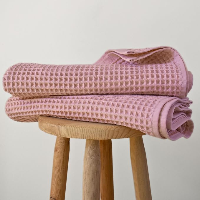 PÜSKÜL Premium Waffle Bath Towels Set of 2 - Organic 100% Turkish Cotton Bath Towel - Quick Dry, Absorbent, Light, Thin, 32x63 Large Waffle Towels for Bathroom (Pink Powder Bath Towels - Pack of 2)