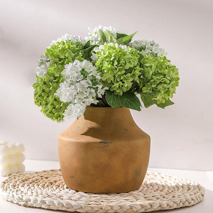 Mitt&Ditt Ceramic Flower Vase, 5.3 inch Pottery Farmhouse Rustic Vase, Handcrafted Weathered Vases, Small Flower Terracotta Vases for Home Decor, Living Room, Table, Shelf, Mantel