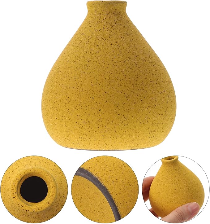 Rustic Ceramic Flower Vase for Floral Arrangement Corrosion-Resistant Stoneware Vase Yellow Ceramic Dried Flower Holder for Home Decor Living Bedroom and Table Centerpiece