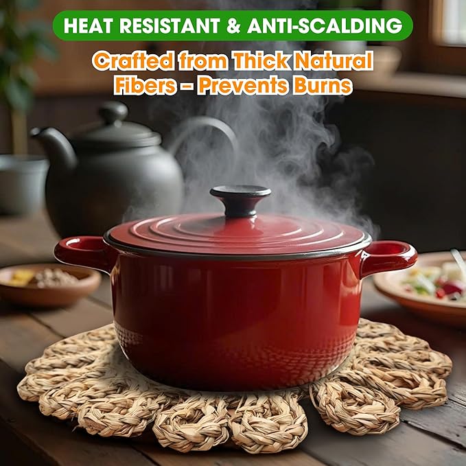 Handmade Round Woven Placemats Set of 6 – Natural Corn Husk Woven Place Mats – Heat Resistant, Non-Slip Wicker Table Mats – Rattan Round Placemats – for Dining, Weddings, Christmas & New Year Décor