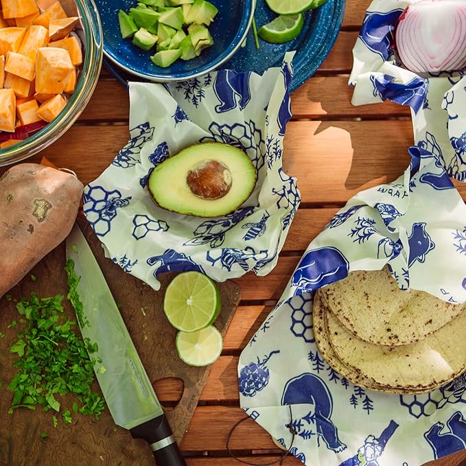 Bee's Wrap Beeswax Wraps for Food - Bread Wrap - Made in USA Reusable Bread Storage Bags - Organic & Eco-Friendly Alternative to Aluminum Foil, Sourdough Bags & Plastic Wrap, Bees + Bears