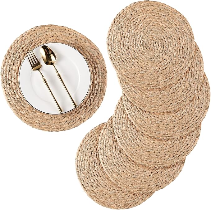 Round Woven Placemats Set of 4, Natural Water Hyacinth Place mats, 13.5 inch Rattan Placemats Wicker Placemats Farmhouse Boho Braided Heat Resistant Outdoor Placemat Patio Table Place Mats