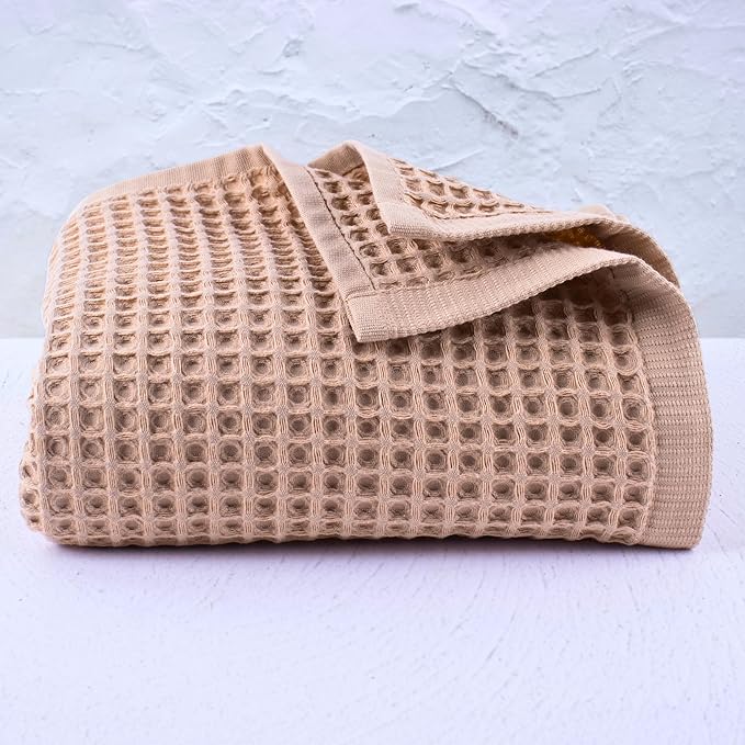 PÜSKÜL Premium Waffle Bath Towels Set of 2 - Organic 100% Turkish Cotton Bath Towel - Quick Dry, Absorbent, Light, Thin, 32x63 Large Waffle Towels for Bathroom (Beige Bath Towels - Pack of 2)