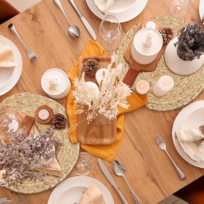 Set of 6 Round Woven Placemats 13.5-Inch Natural Water Hyacinth Plant Placemats Hand-Woven Boho Rattan Placemat Wicker Weave Table Mats for Home Dinner Plates Holiday Supplies