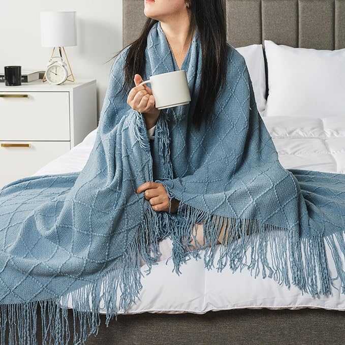 PAVILIA Dusty Blue Knit Throw Blanket for Couch Bed, Soft Knitted Farmhouse Sofa Throw for Living Room, Lightweight Decorative Summer Throw Blanket for Chair, Outdoor Textured Boho Blanket, 50x60