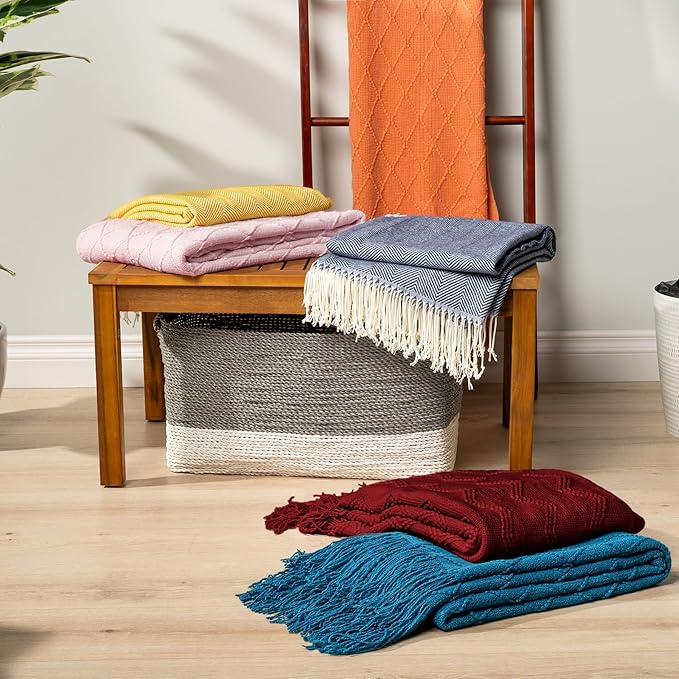 PAVILIA Maroon Red Knit Throw Blanket for Couch, Twin Bed, Soft Knitted Farmhouse Sofa Throw for Living Room, Lightweight Decorative Fall Blanket for Chair, Outdoor Textured Boho Blanket, 60x80