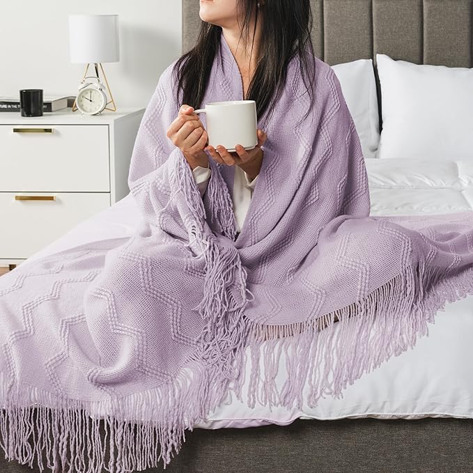 PAVILIA Lavender Purple Knit Throw Blanket for Couch, Twin Bed, Soft Knitted Farmhouse Sofa Throw for Living Room, Lightweight Decorative Summer Blanket for Chair, Outdoor Textured Boho Blanket, 60x80