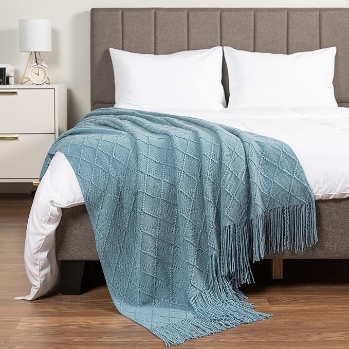 PAVILIA Dusty Blue Knit Throw Blanket for Couch Bed, Soft Knitted Farmhouse Sofa Throw for Living Room, Lightweight Decorative Summer Throw Blanket for Chair, Outdoor Textured Boho Blanket, 50x60