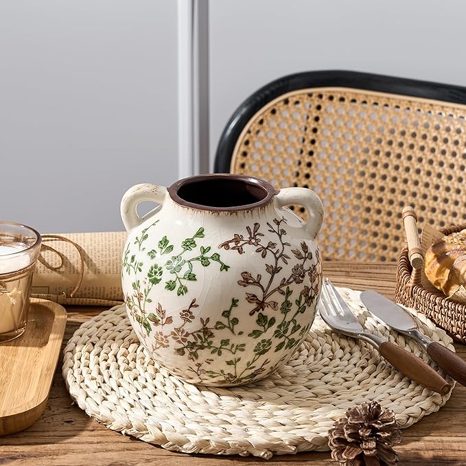 Green and Beige Antique Vase, 5.6 Inch Vintage Chinoiserie Floral Vase, Rustic Ceramic Vase for Home Decor, Living Room, Bookshelf, Office, Entryway, Garden, Chinoiserie Decor, Tuscan Decor