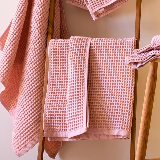 PÜSKÜL Premium Waffle Bath Towels Set of 2 - Organic 100% Turkish Cotton Bath Towel - Quick Dry, Absorbent, Light, Thin, 32x63 Large Waffle Towels for Bathroom (Pink Powder Bath Towels - Pack of 2)